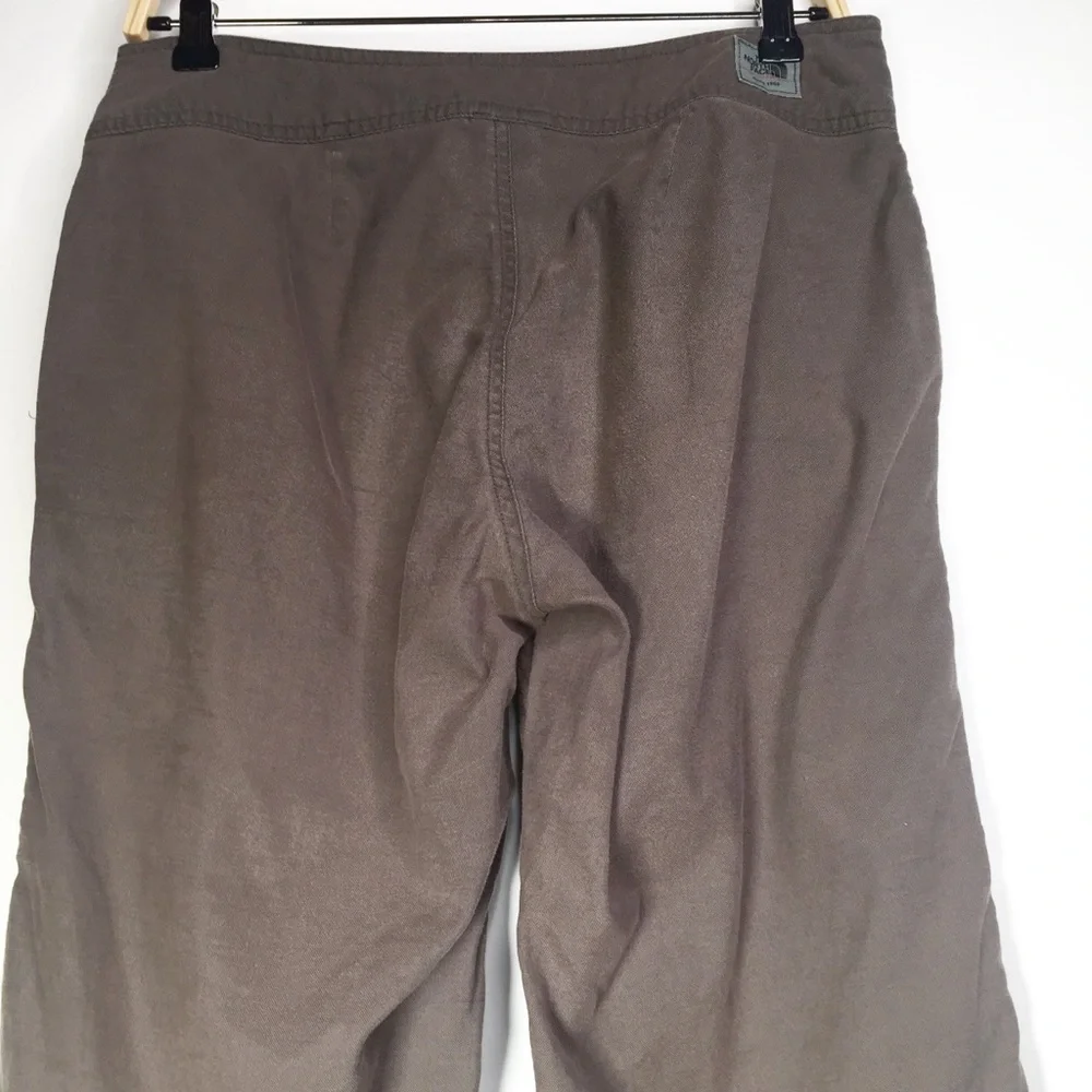 The North Face Size 8 Brown Pants